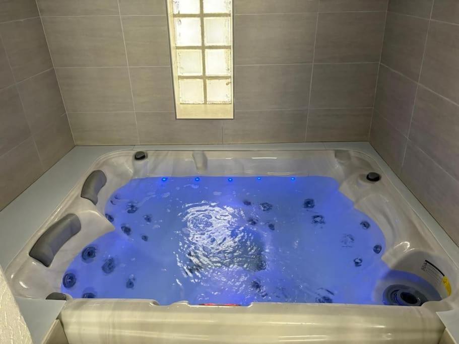 Maison Hyper Centre Jacuzzi Amboise Esterno foto